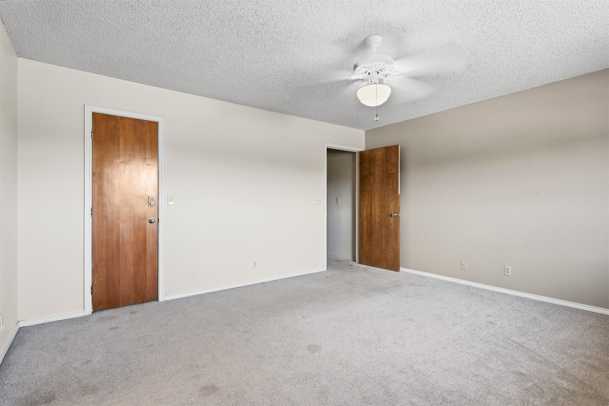 17 Valley View Drive C Property Photo 16
