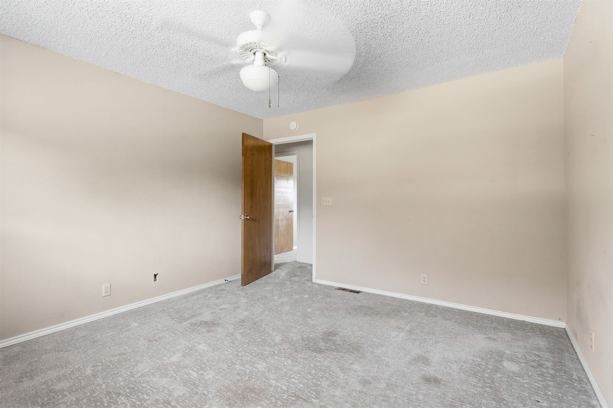 17 Valley View Drive C Property Photo 21