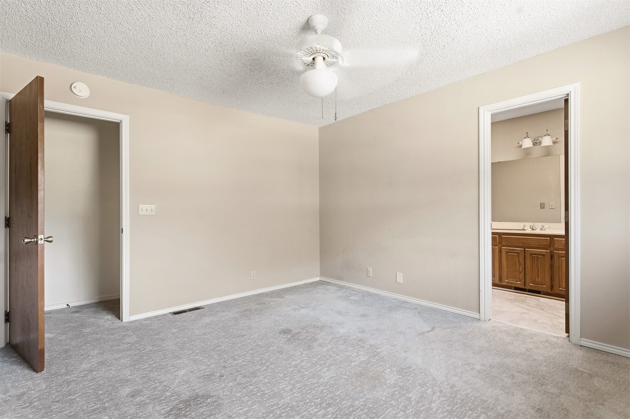17 Valley View Drive C Property Photo 22