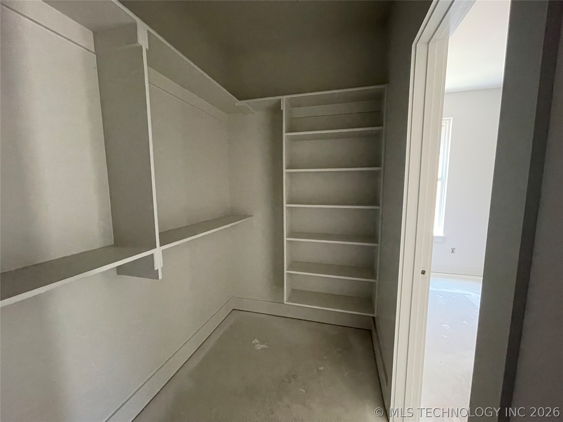 16705 E 41st Place S Property Photo 9