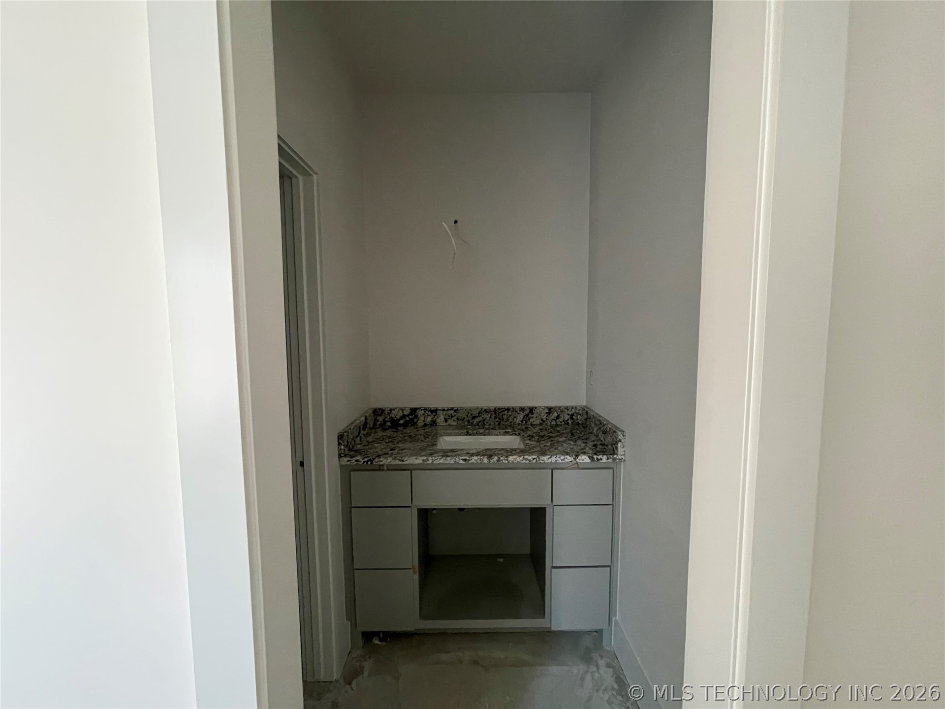 16705 E 41st Place S Property Photo 11