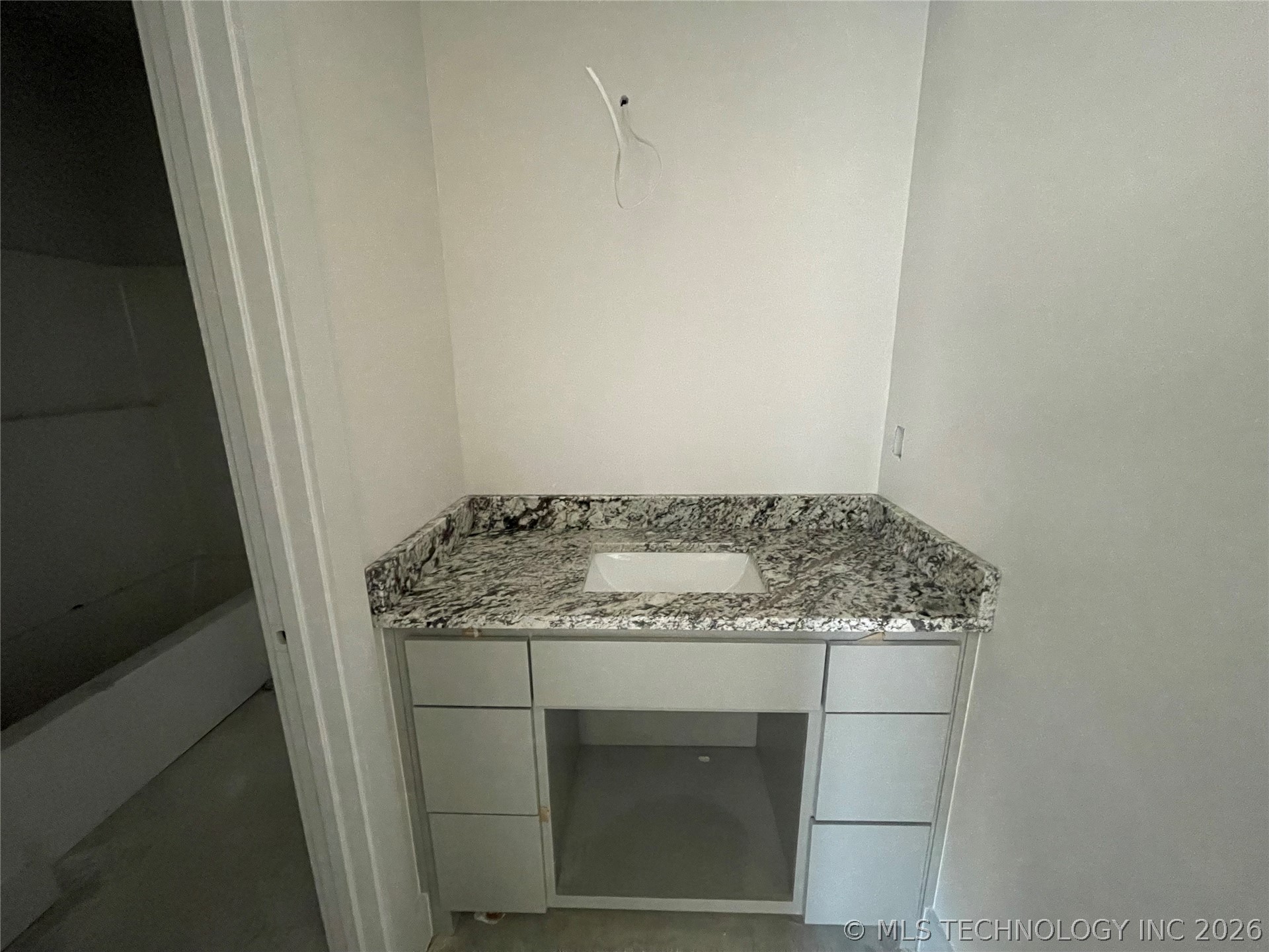 16705 E 41st Place S Property Photo 13