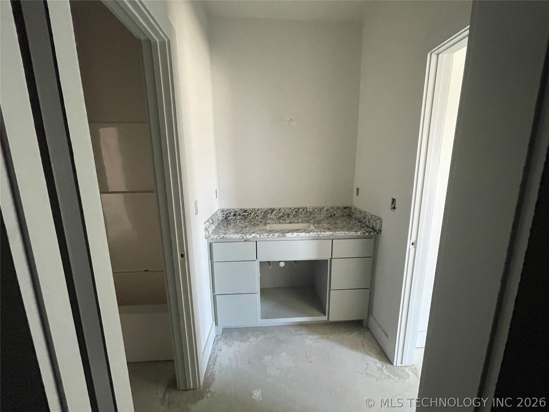 16705 E 41st Place S Property Photo 14