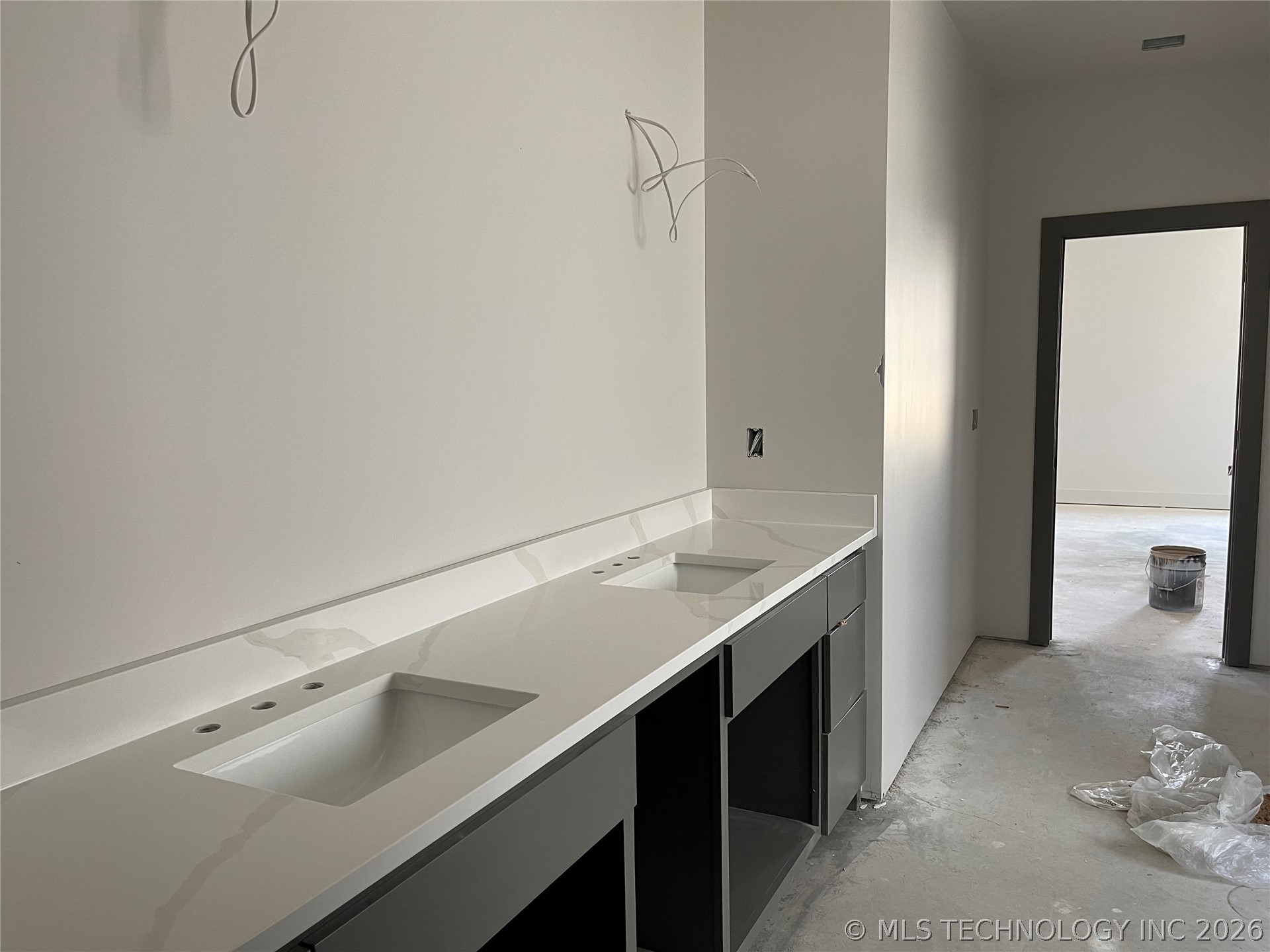 16705 E 41st Place S Property Photo 24