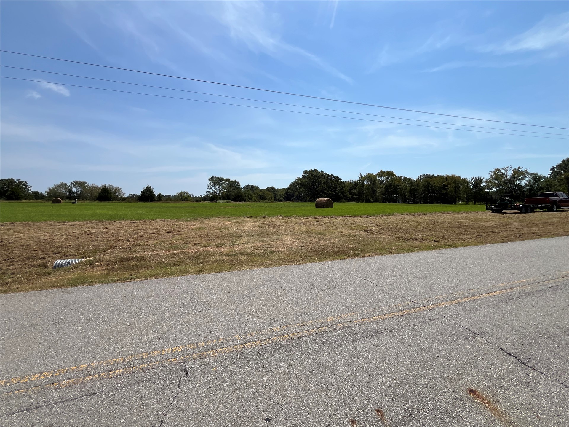 10218 S Bentley Road Property Photo 2