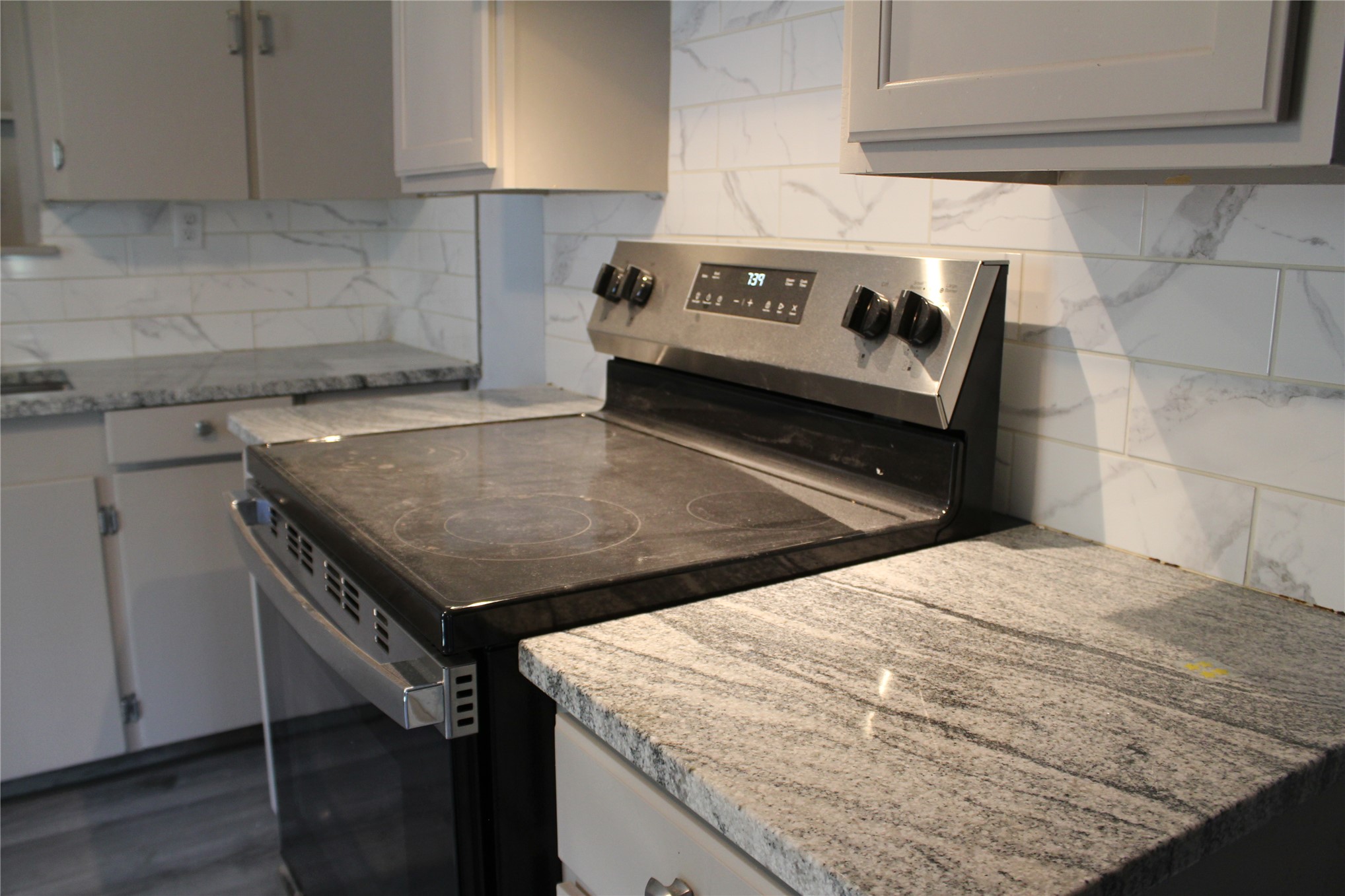 7 S Veterans Property Photo 28