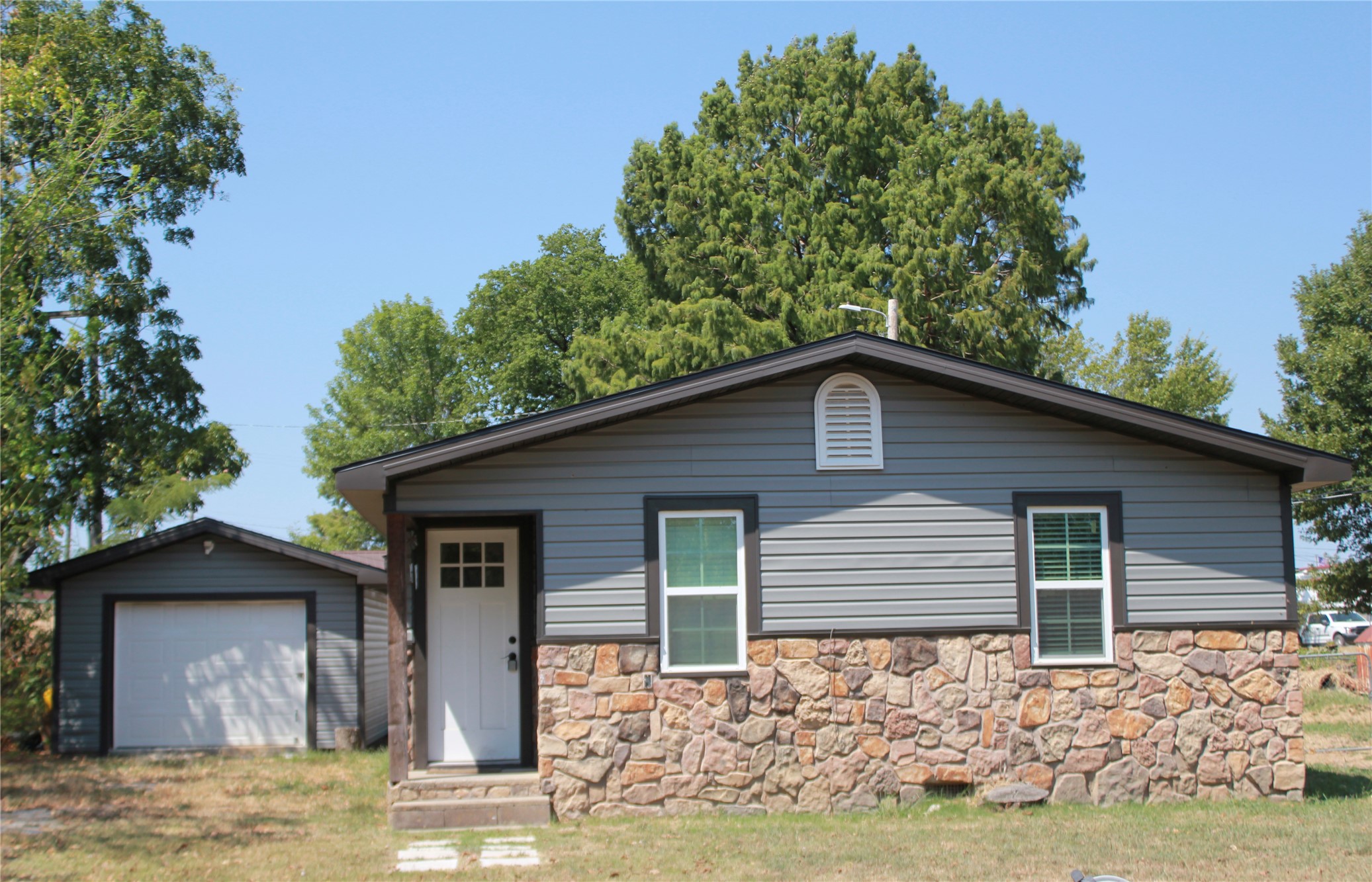 7 S Veterans Property Photo 44