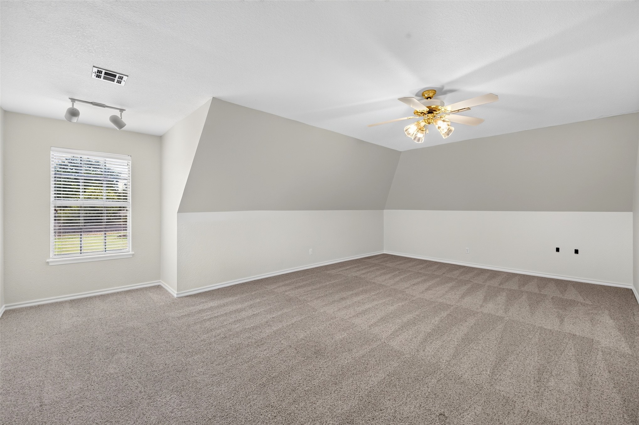 4701 W 87th Street Property Photo 20