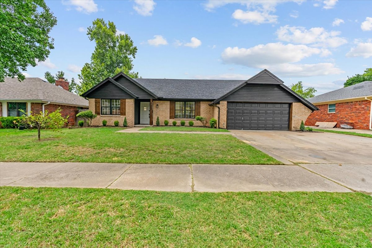 6731 E 51st Place S Property Photo 1