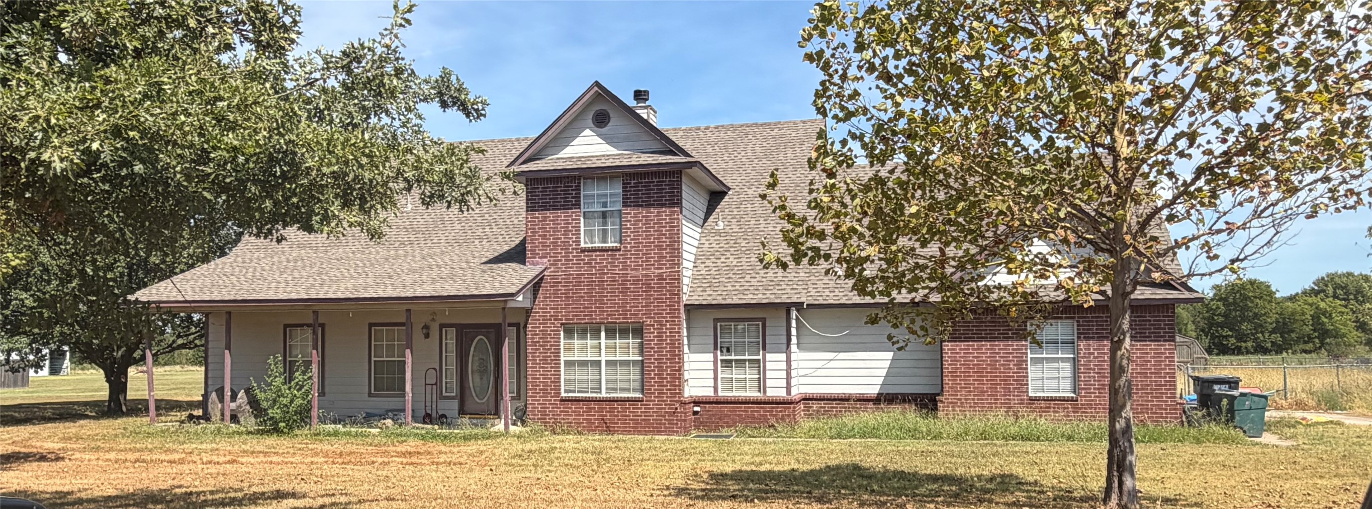 9655 S 4096 Road Property Photo 1