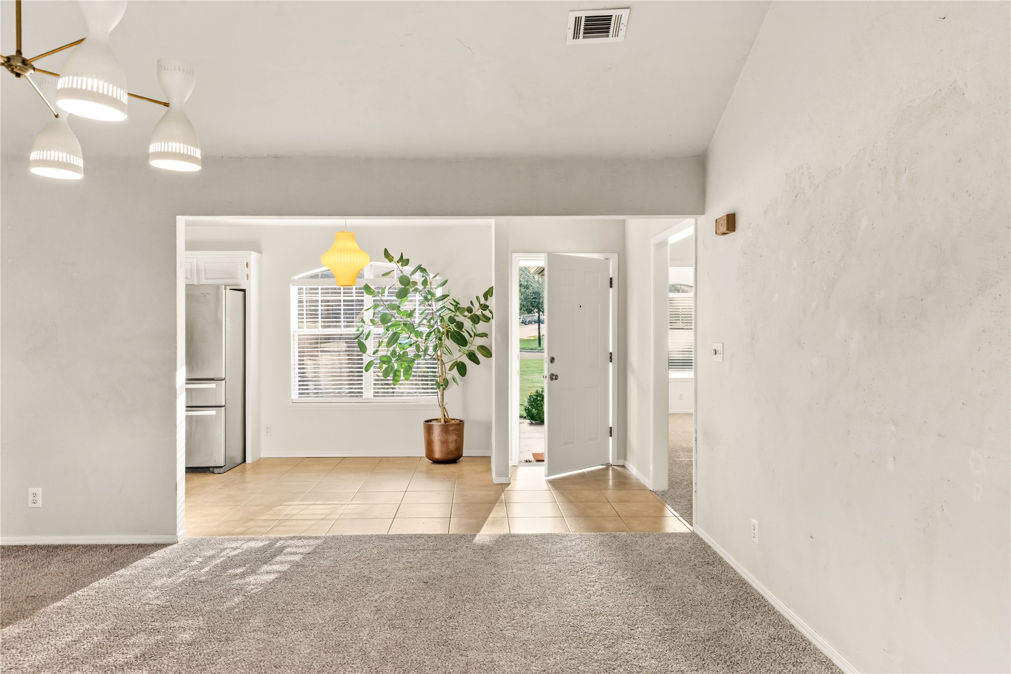 14203 S New Haven Street Property Photo 9