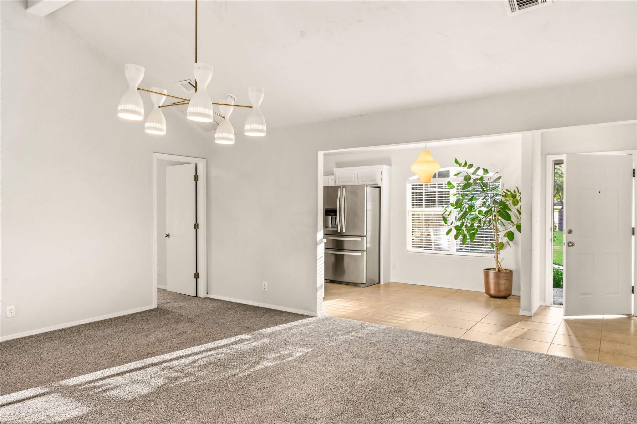 14203 S New Haven Street Property Photo 11