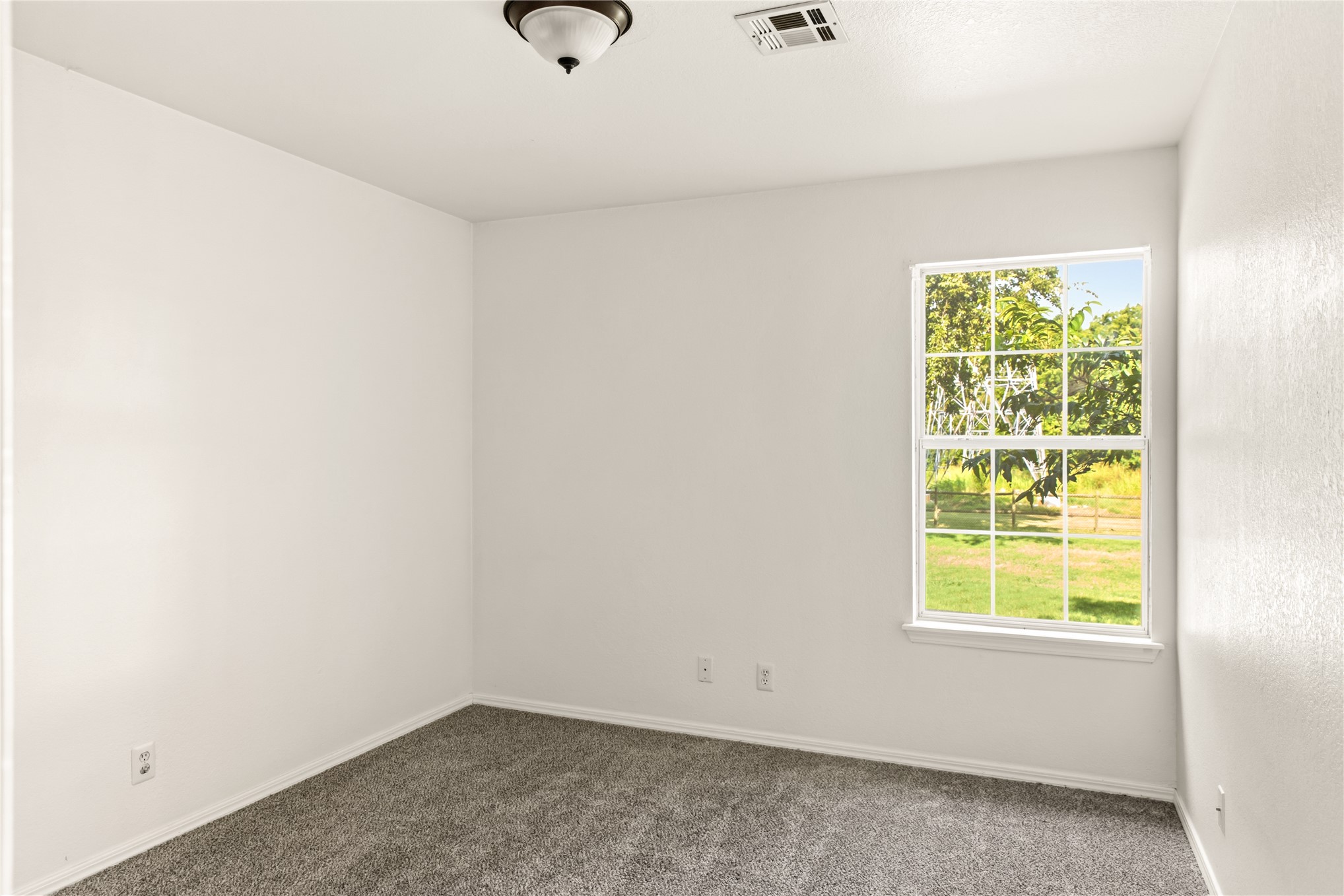 14203 S New Haven Street Property Photo 32