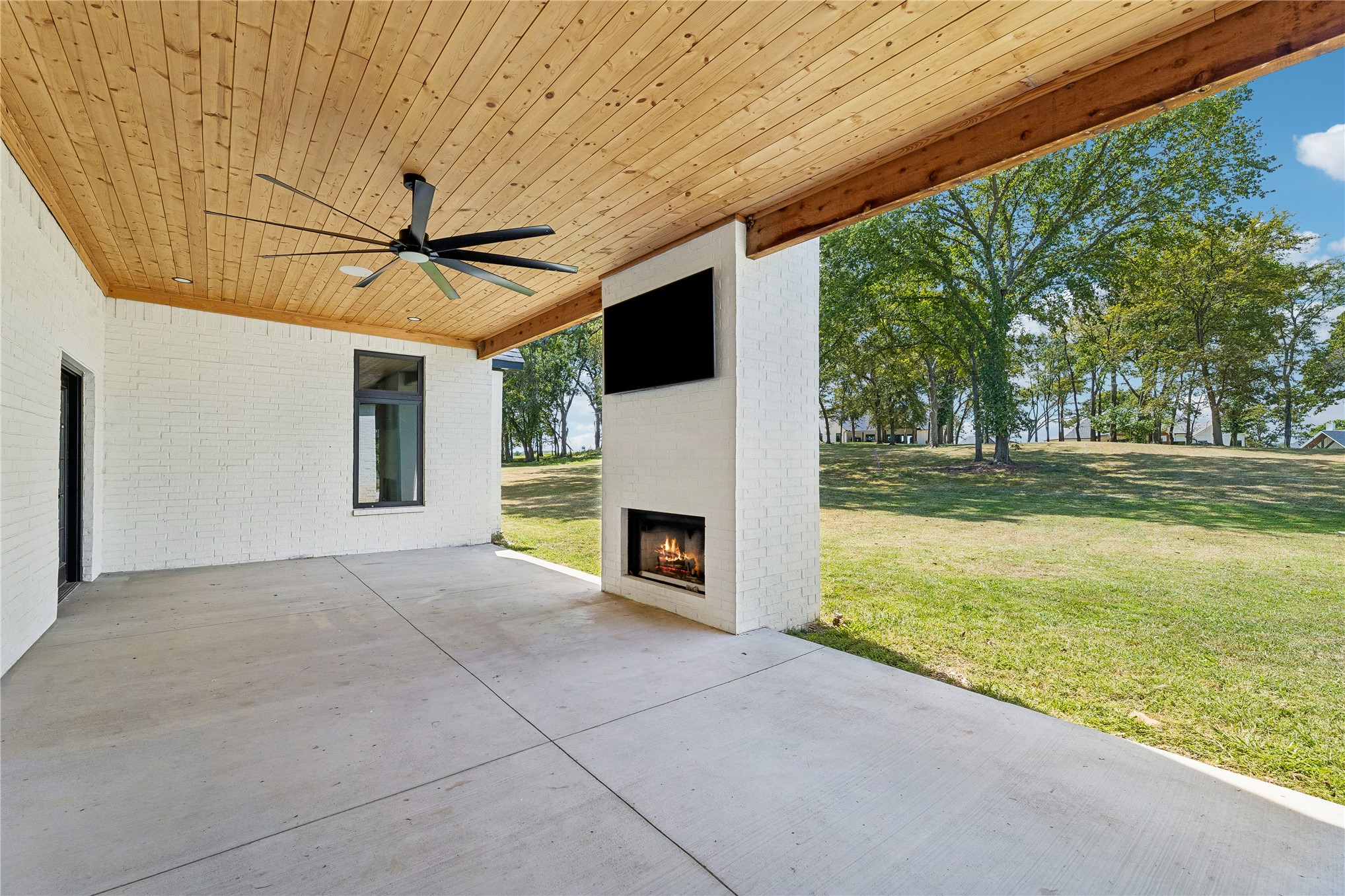 831 N 4389 Lane Property Photo 48