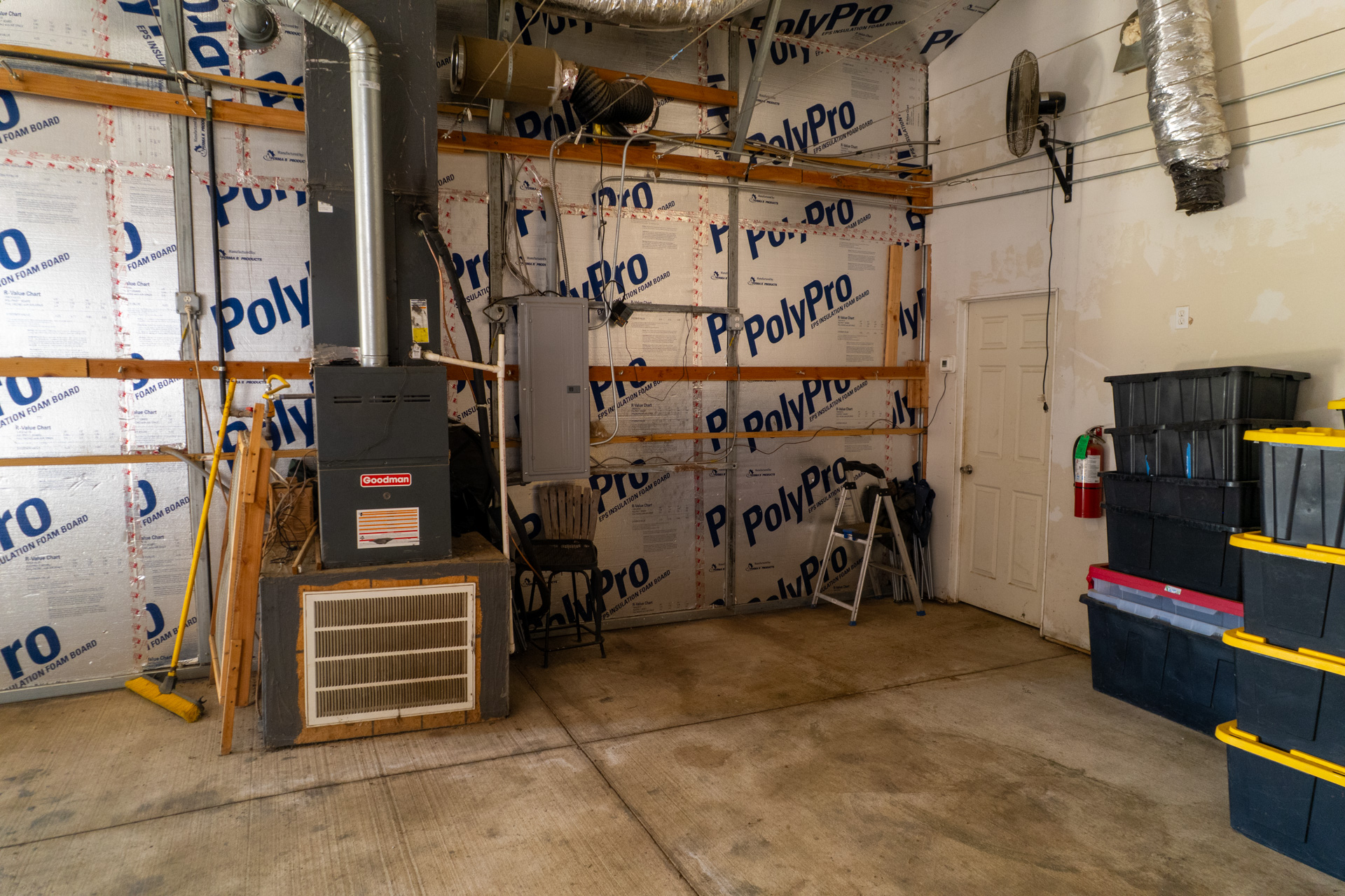 3012 E Hancock Street Property Photo 46