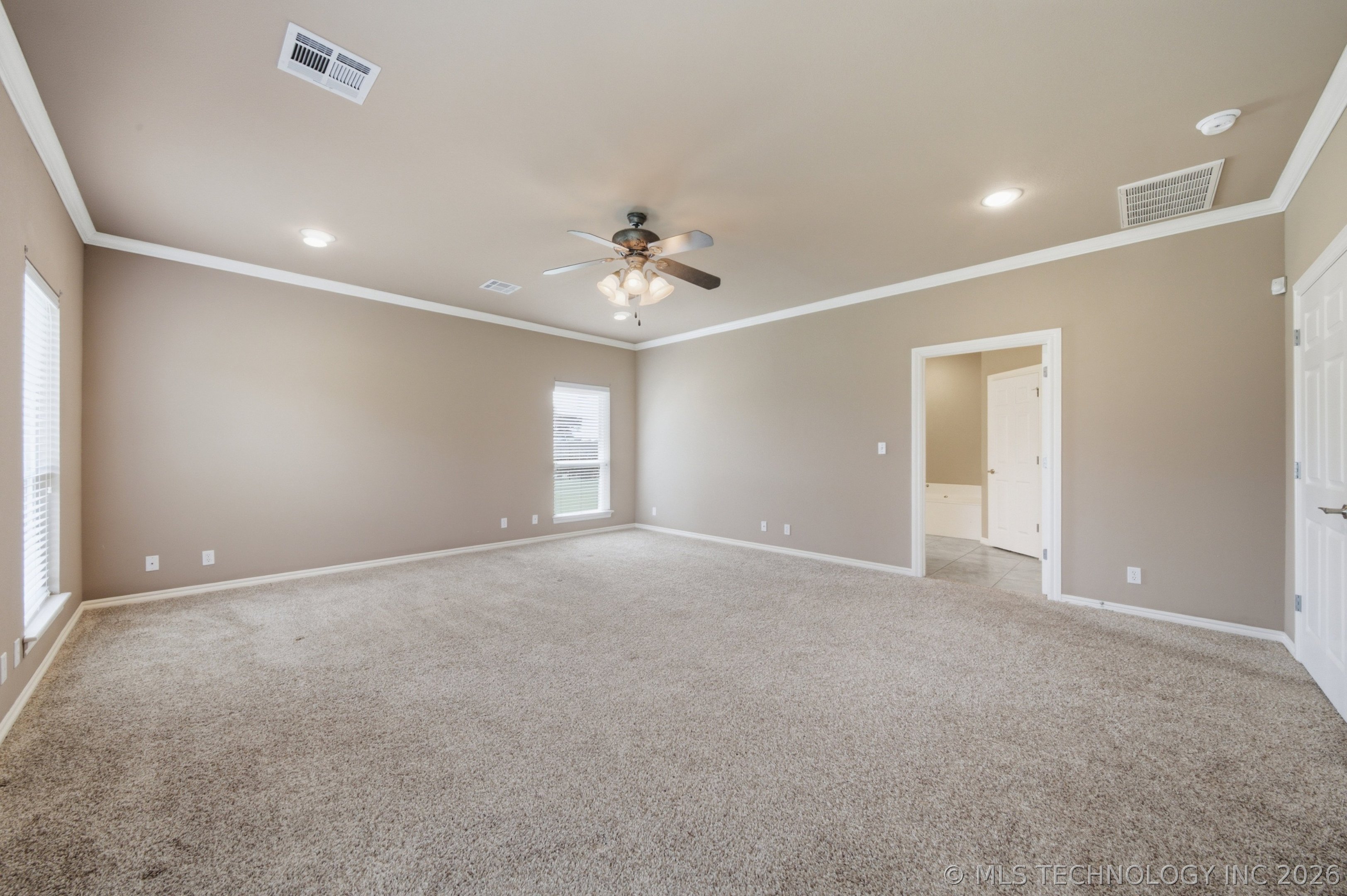 11099 S 55th West West Avenue Property Photo 20