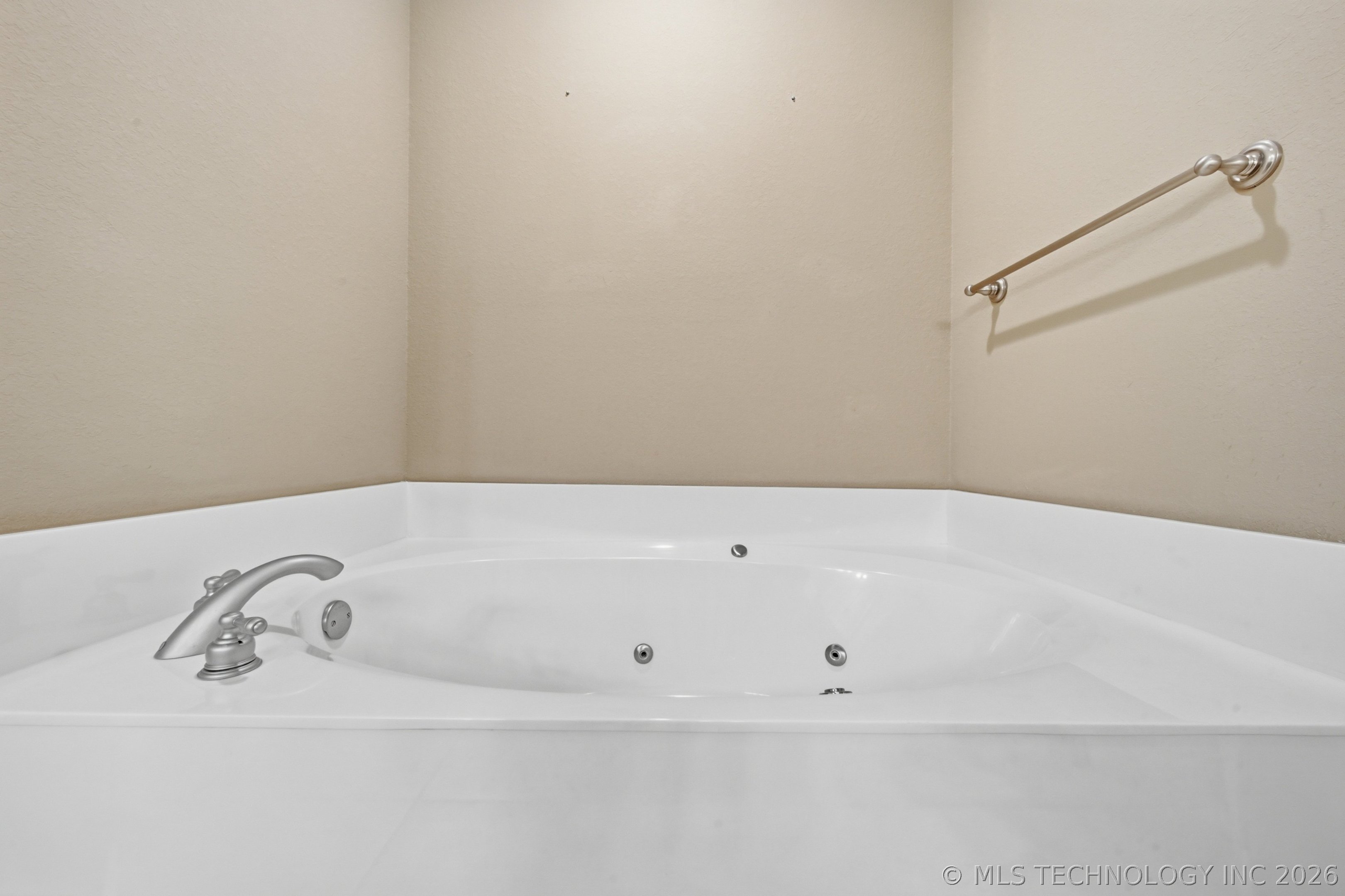 11099 S 55th West West Avenue Property Photo 23
