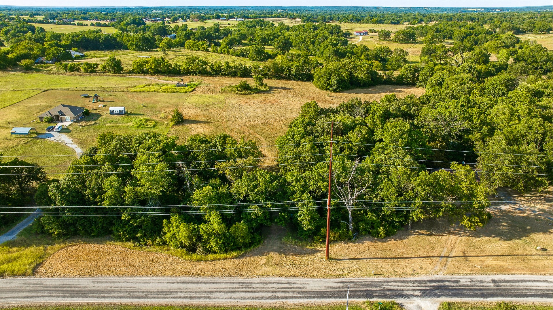 11182 County Road 1510 Property Photo 3