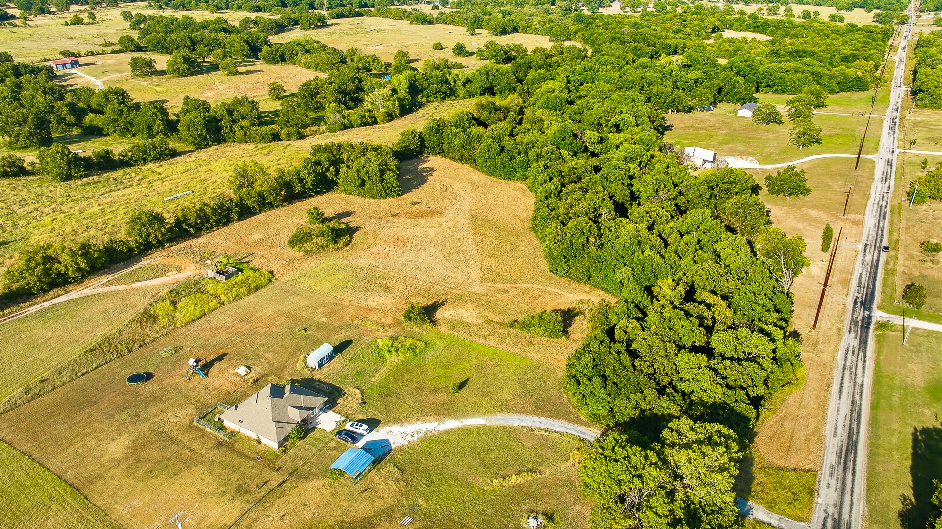 11182 County Road 1510 Property Photo 4