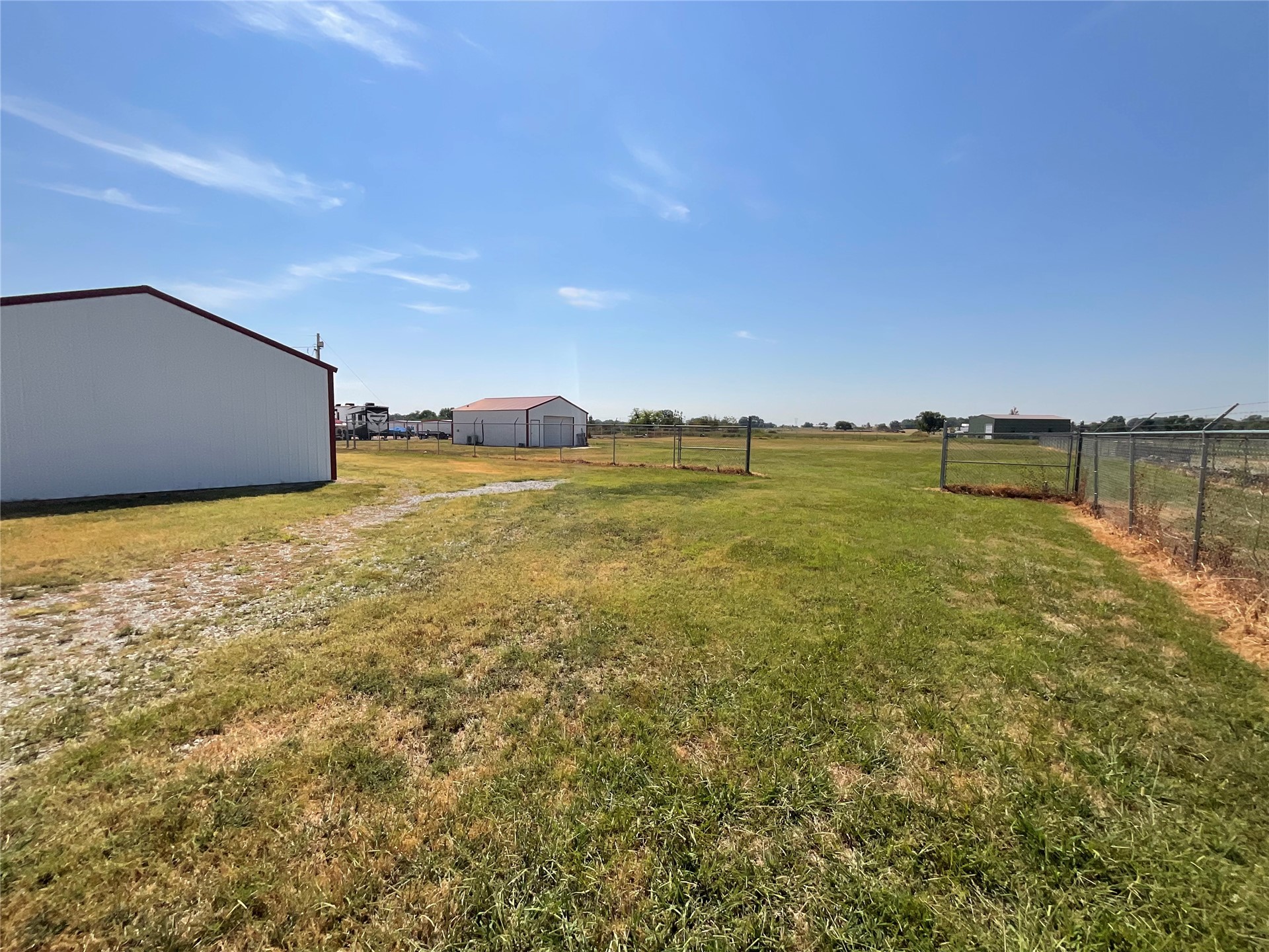64571 E 290 Road Property Photo 6