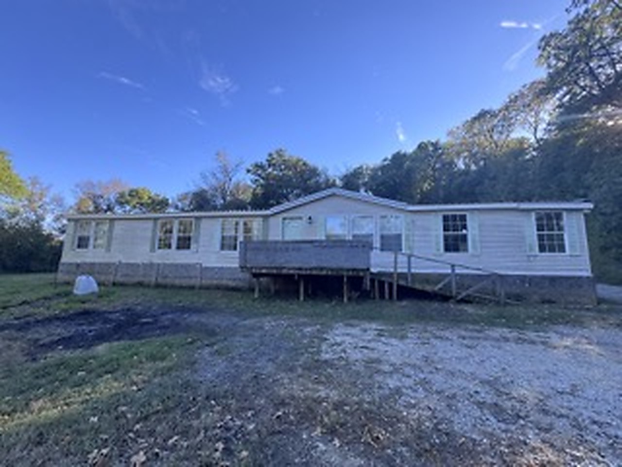 15450 E 520 Road Property Photo 1