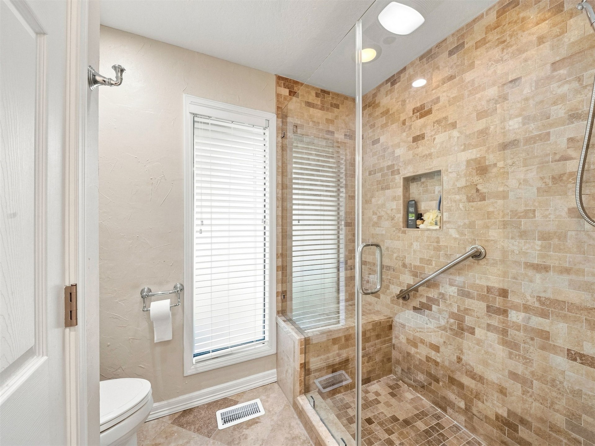 6213 E 78th Place Property Photo 33
