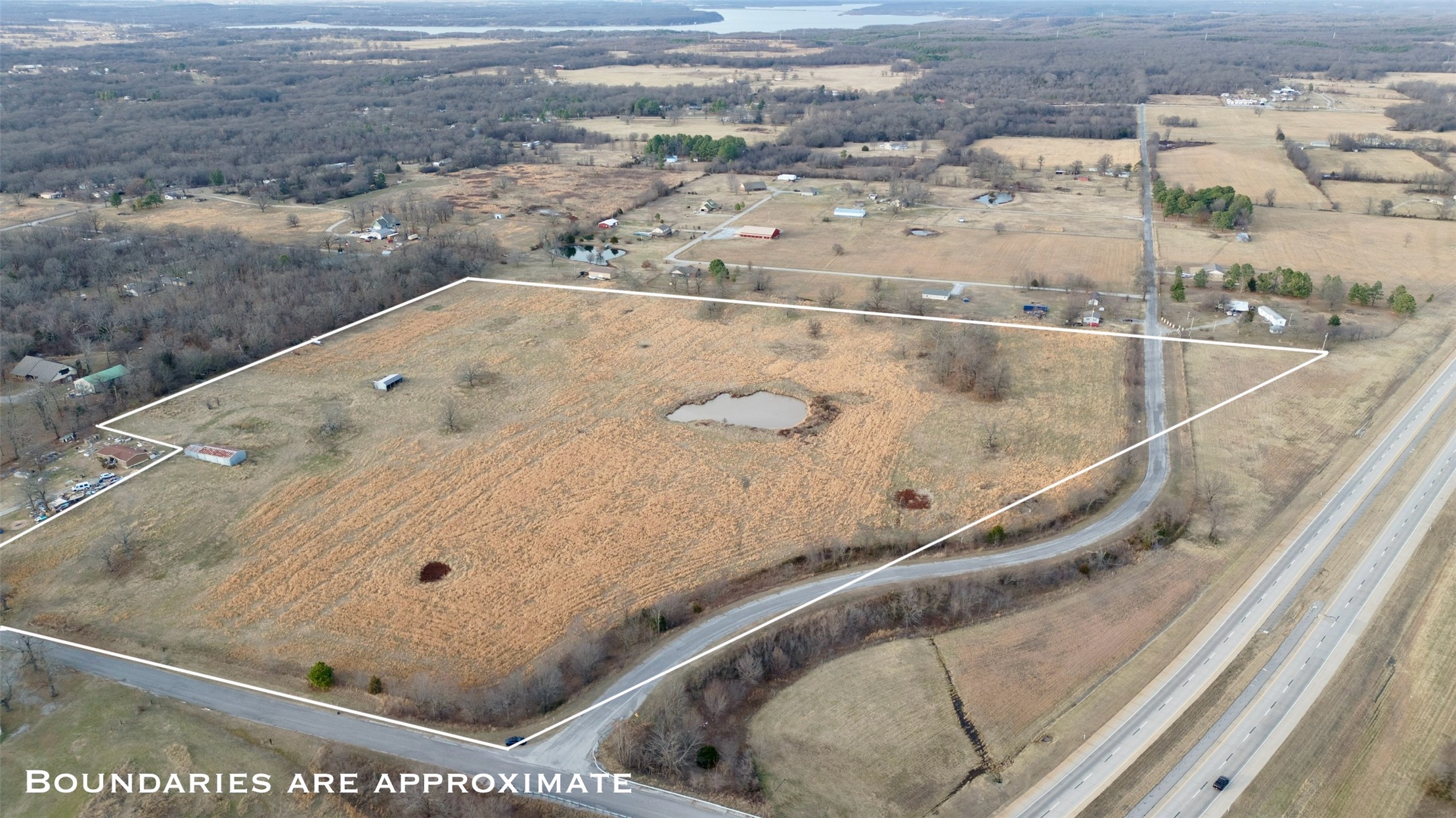 7275 E 570 Road Property Photo 1