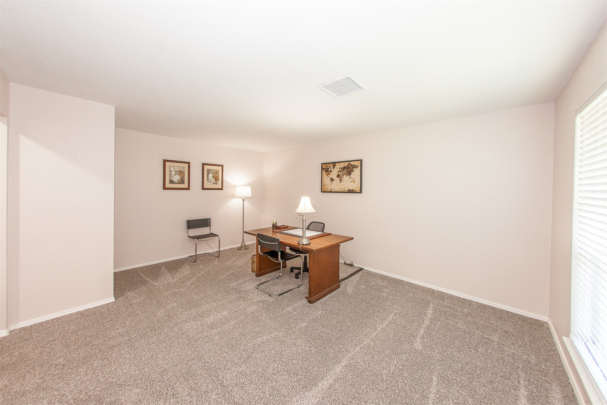 2105 S Hickory Avenue Property Photo 19