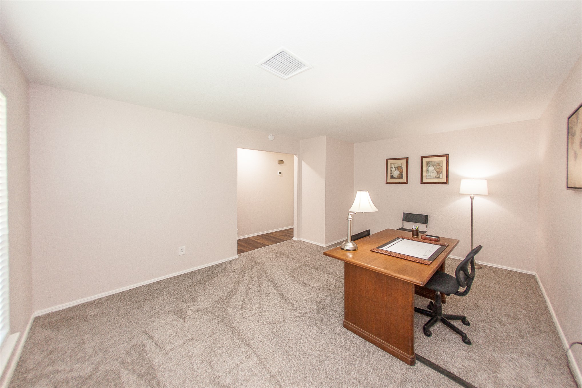 2105 S Hickory Avenue Property Photo 20