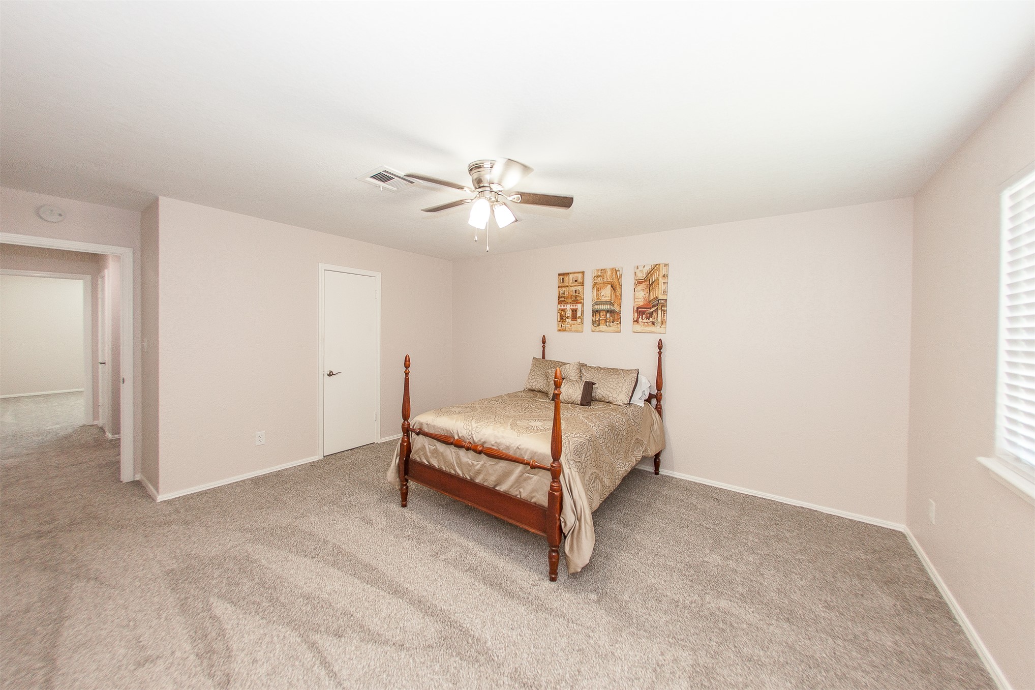 2105 S Hickory Avenue Property Photo 24