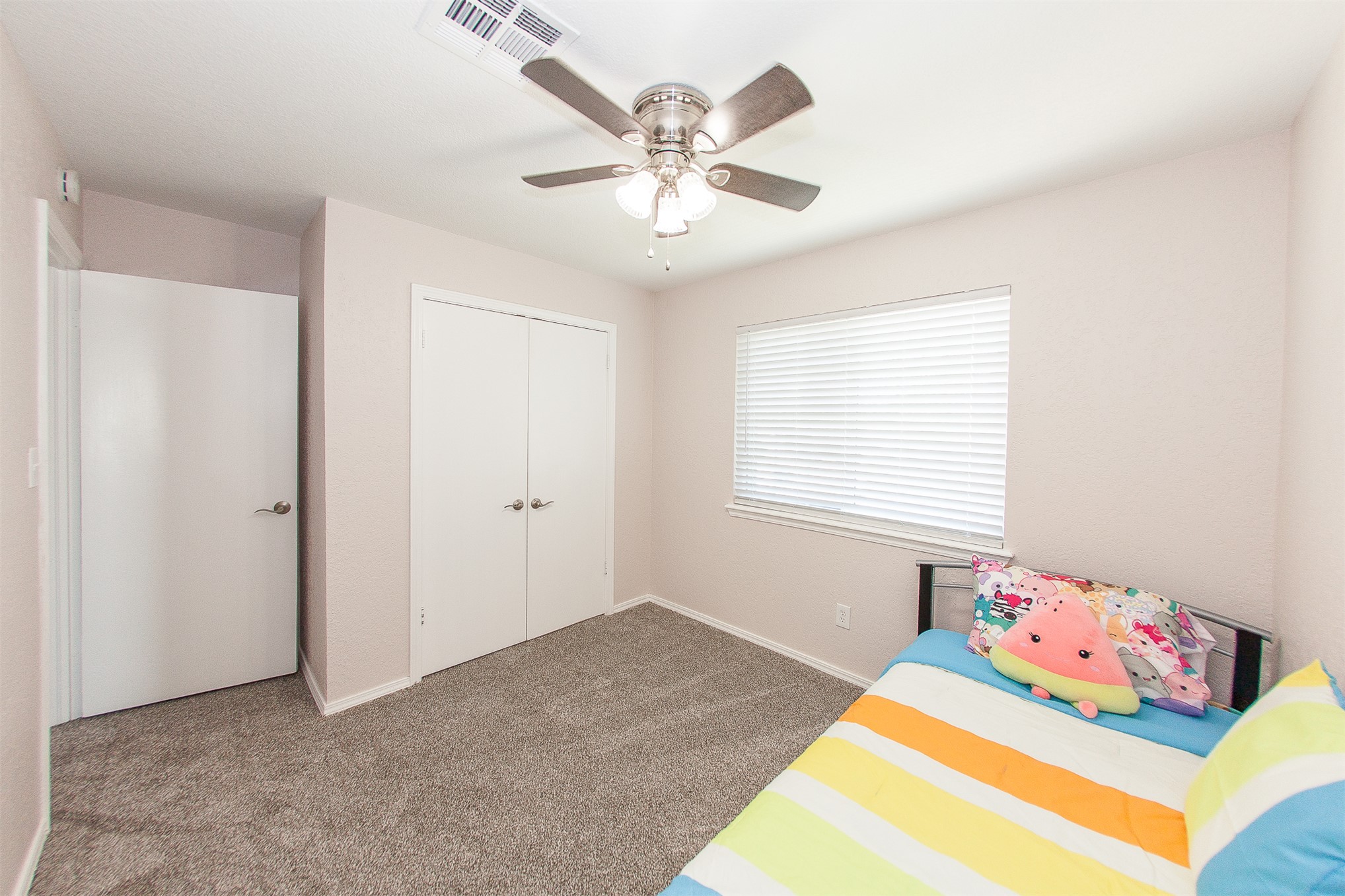 2105 S Hickory Avenue Property Photo 36