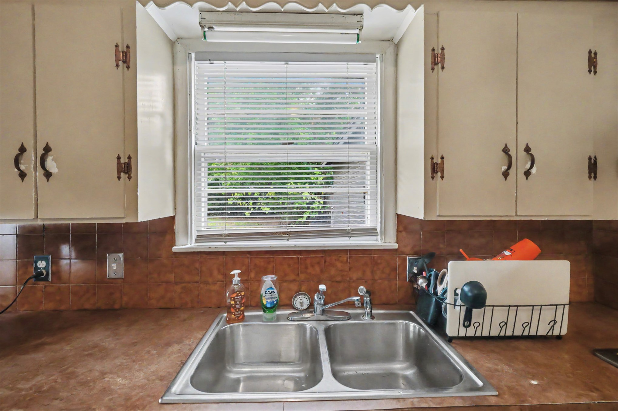 5015 E 33rd Street Property Photo 9