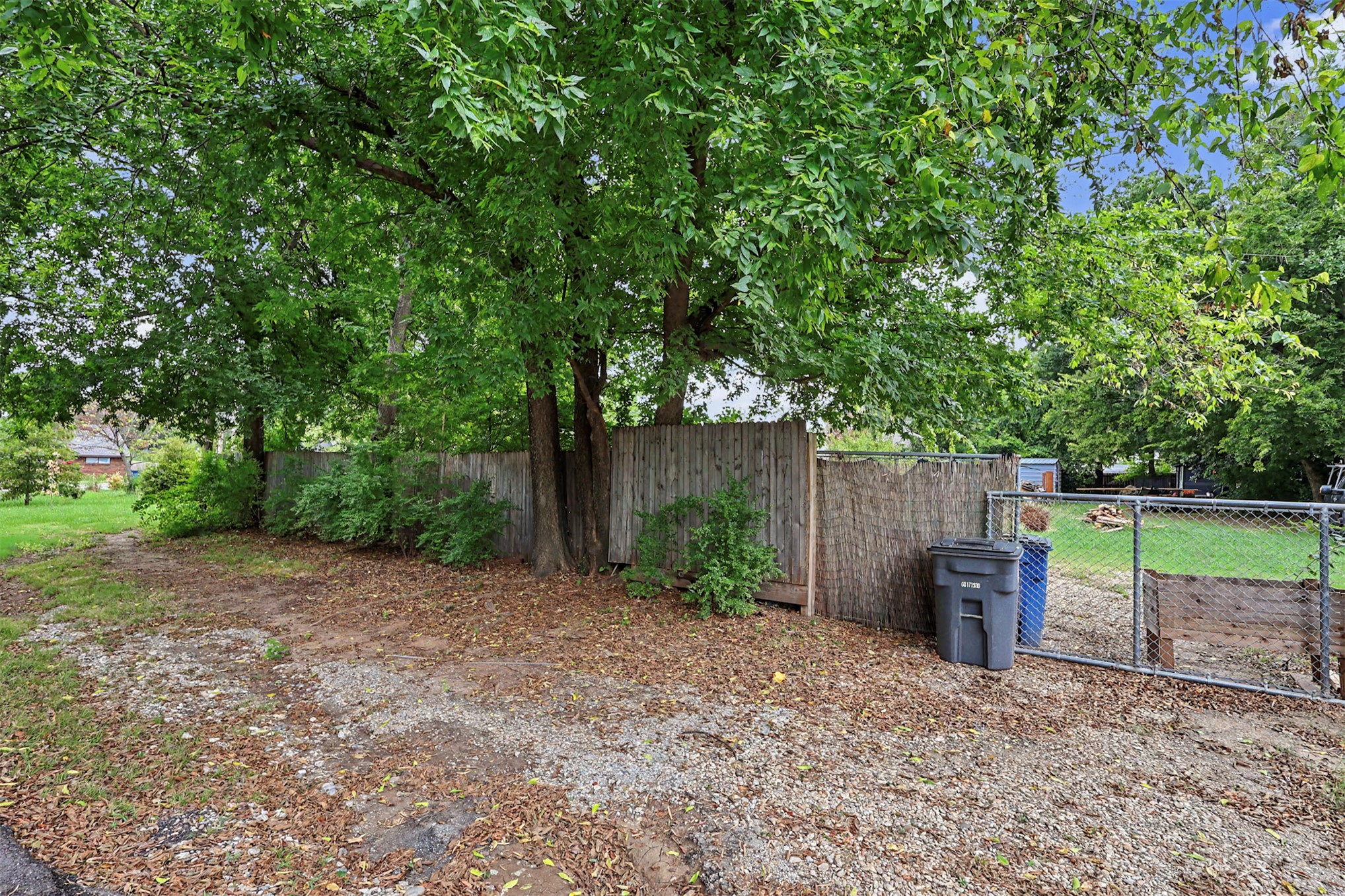 5015 E 33rd Street Property Photo 47