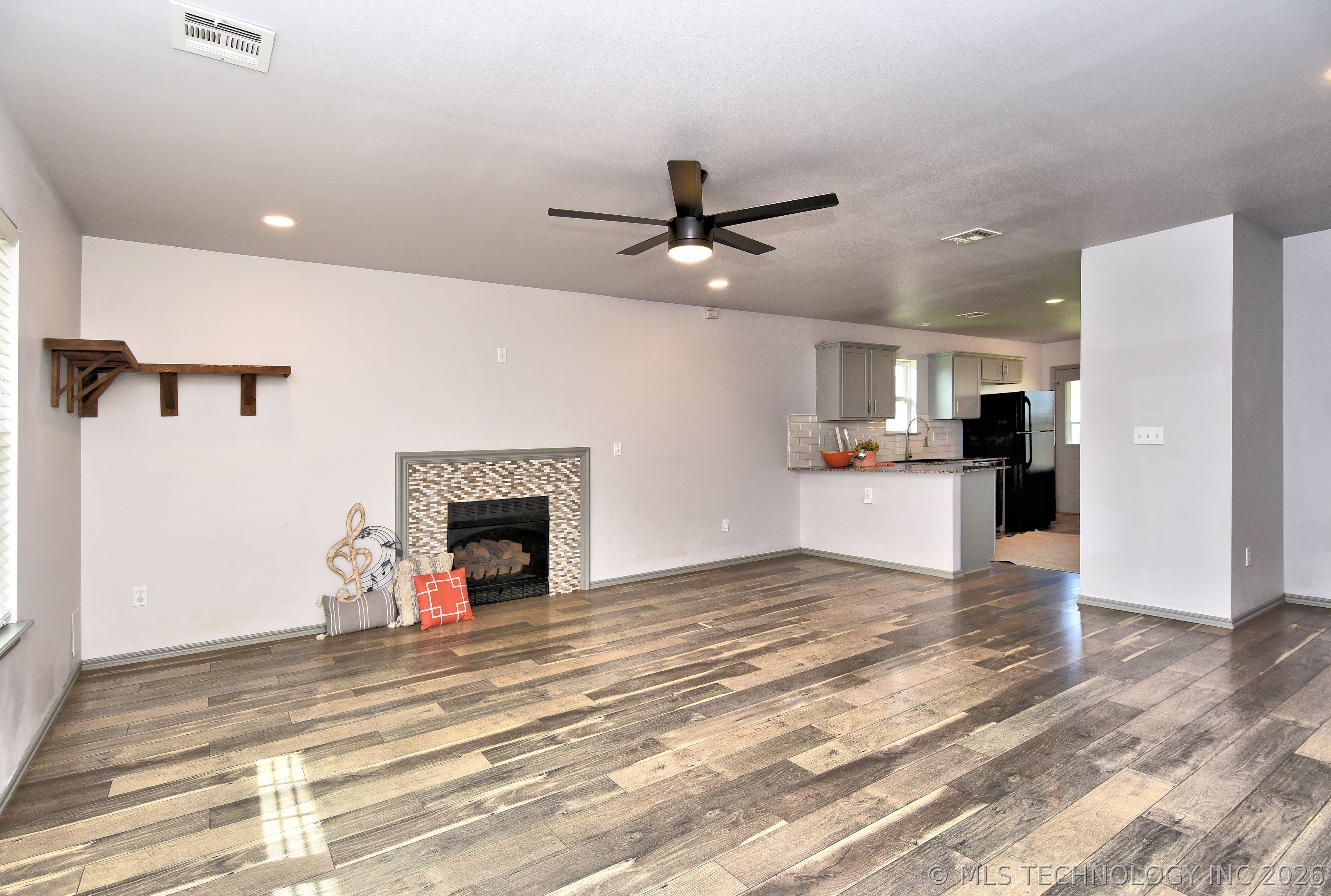212 Dp Newman Circle Property Photo 1