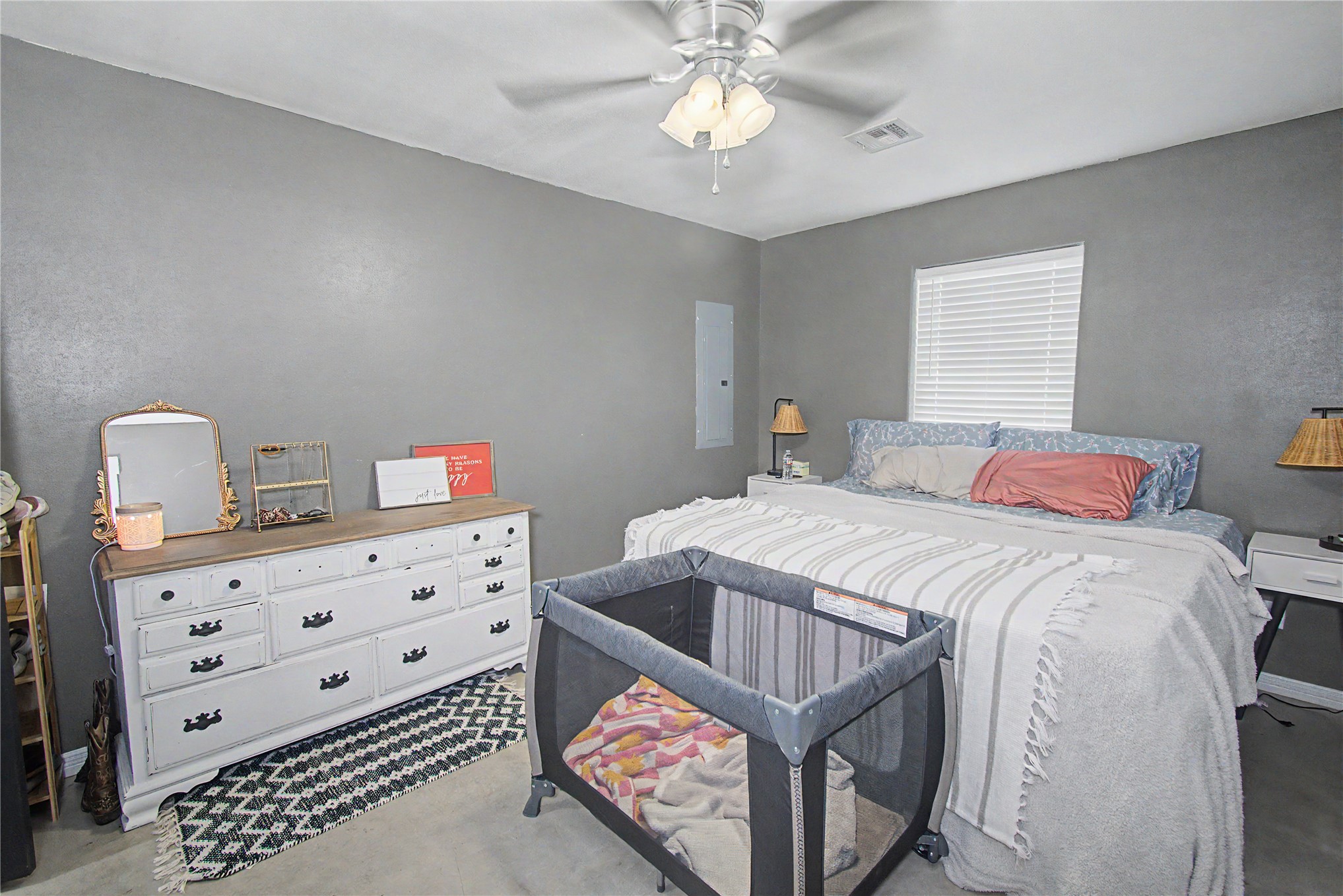 11732 Oktaha Road Property Photo 11