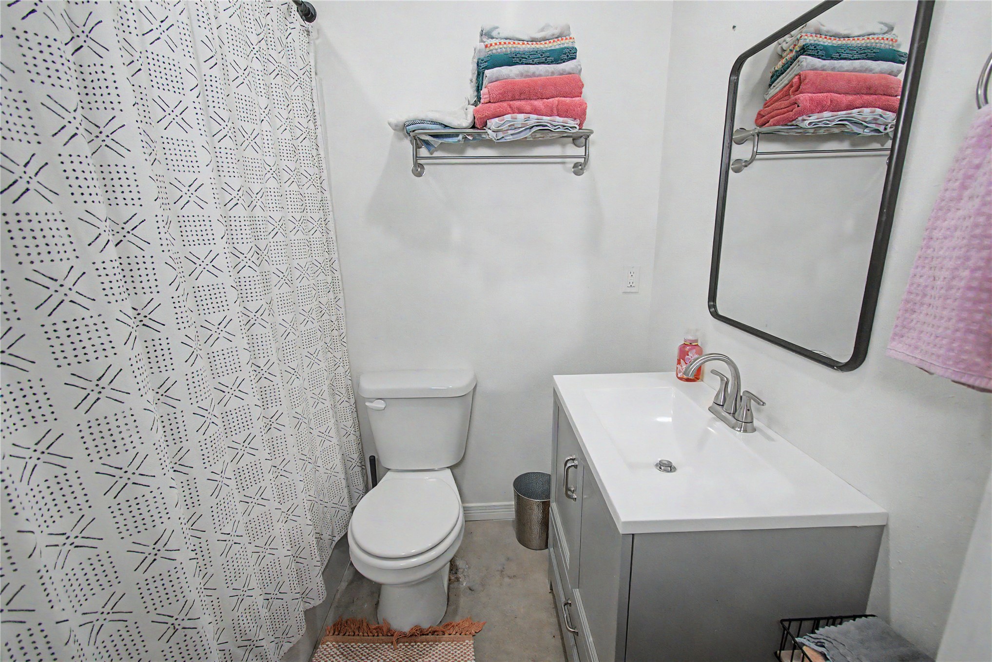 11732 Oktaha Road Property Photo 13