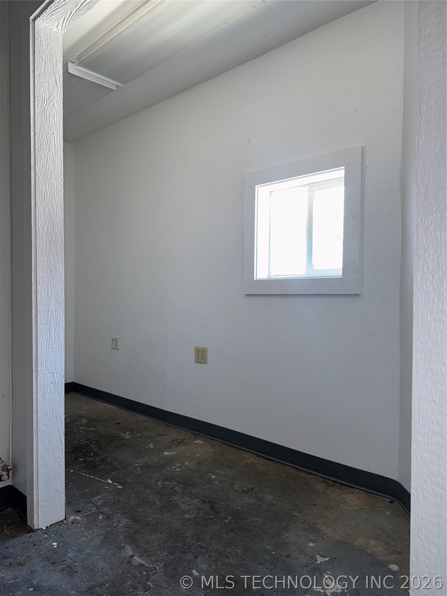 419 W Main Street Property Photo 10