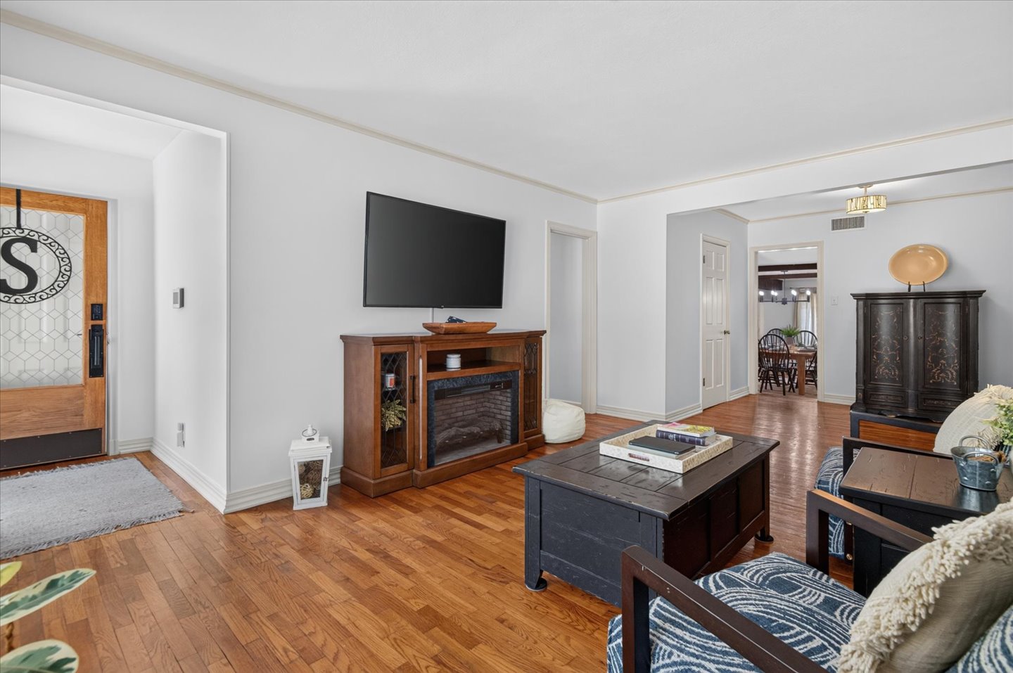 1727 S Johnstone Avenue Property Photo 3