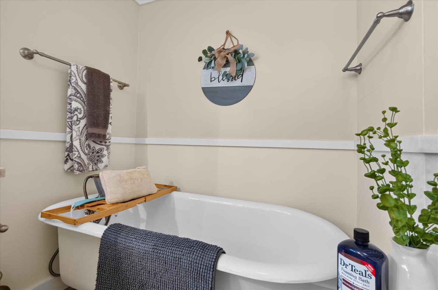 1727 S Johnstone Avenue Property Photo 32
