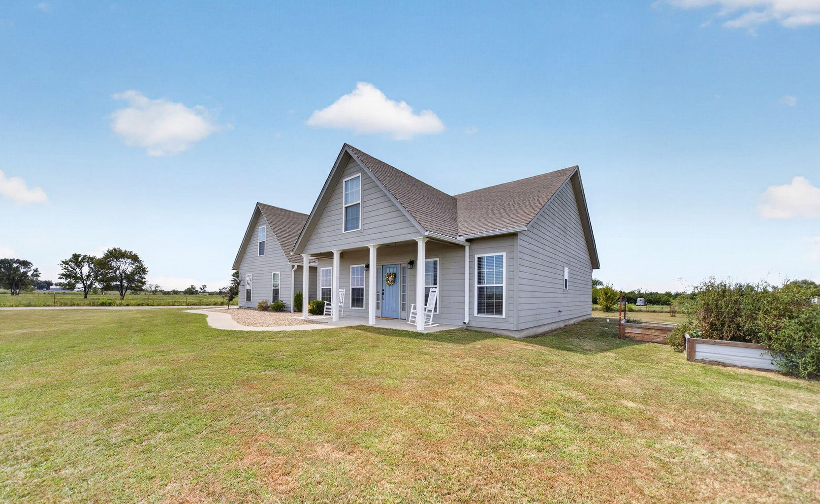 22111 Highway 2 Property Photo 2