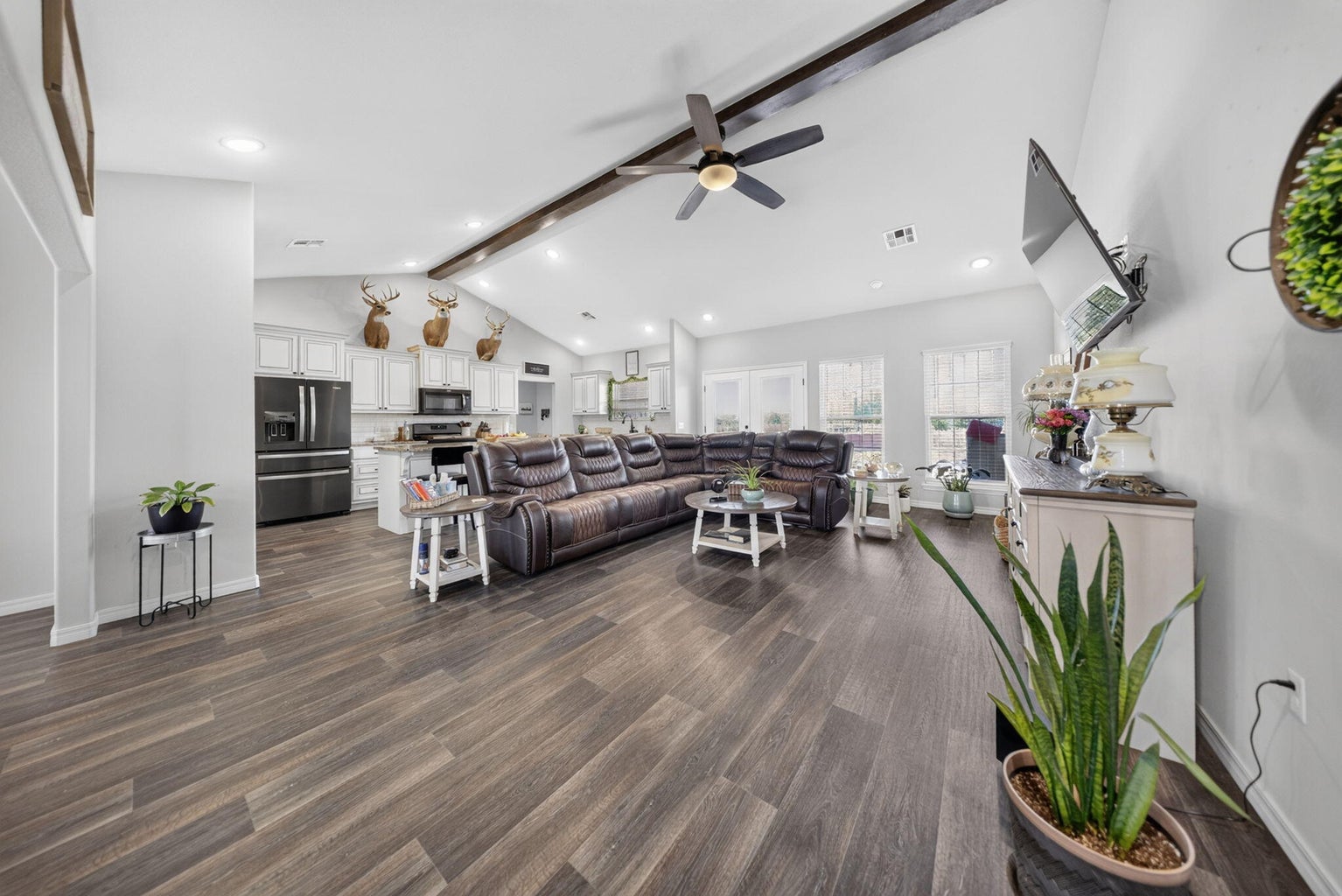 22111 Highway 2 Property Photo 18