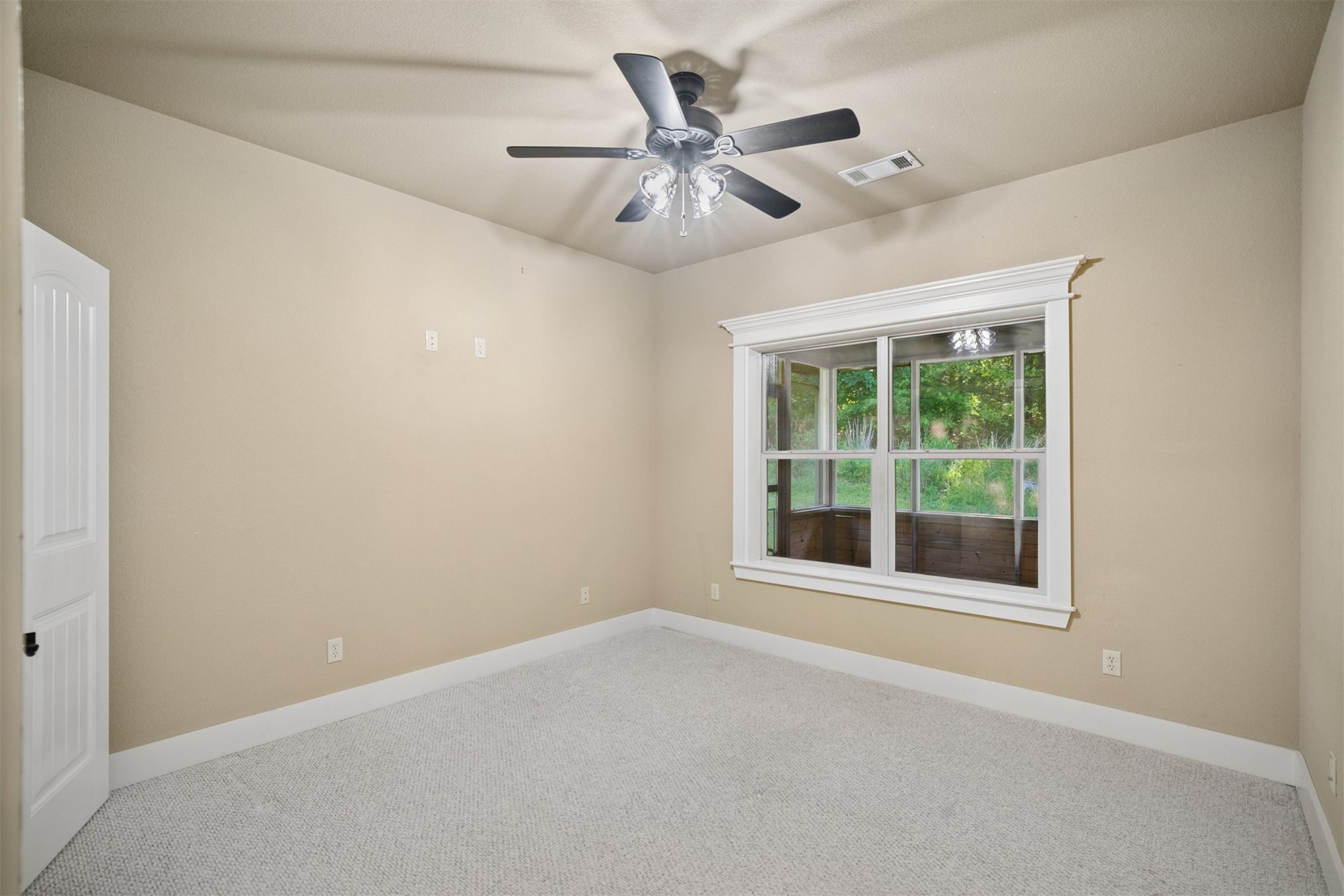 15254 E 486 Road Property Photo 18