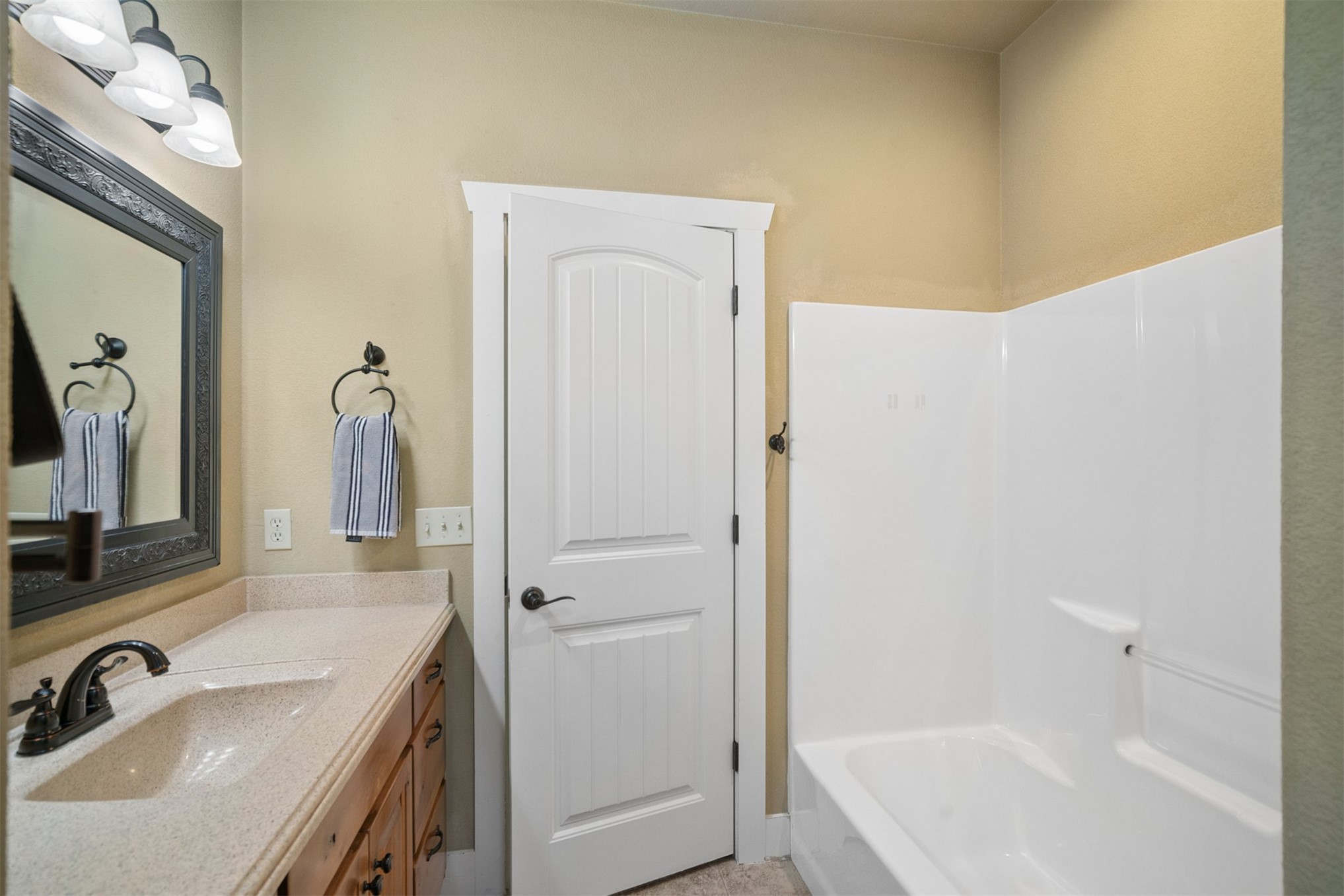 15254 E 486 Road Property Photo 23