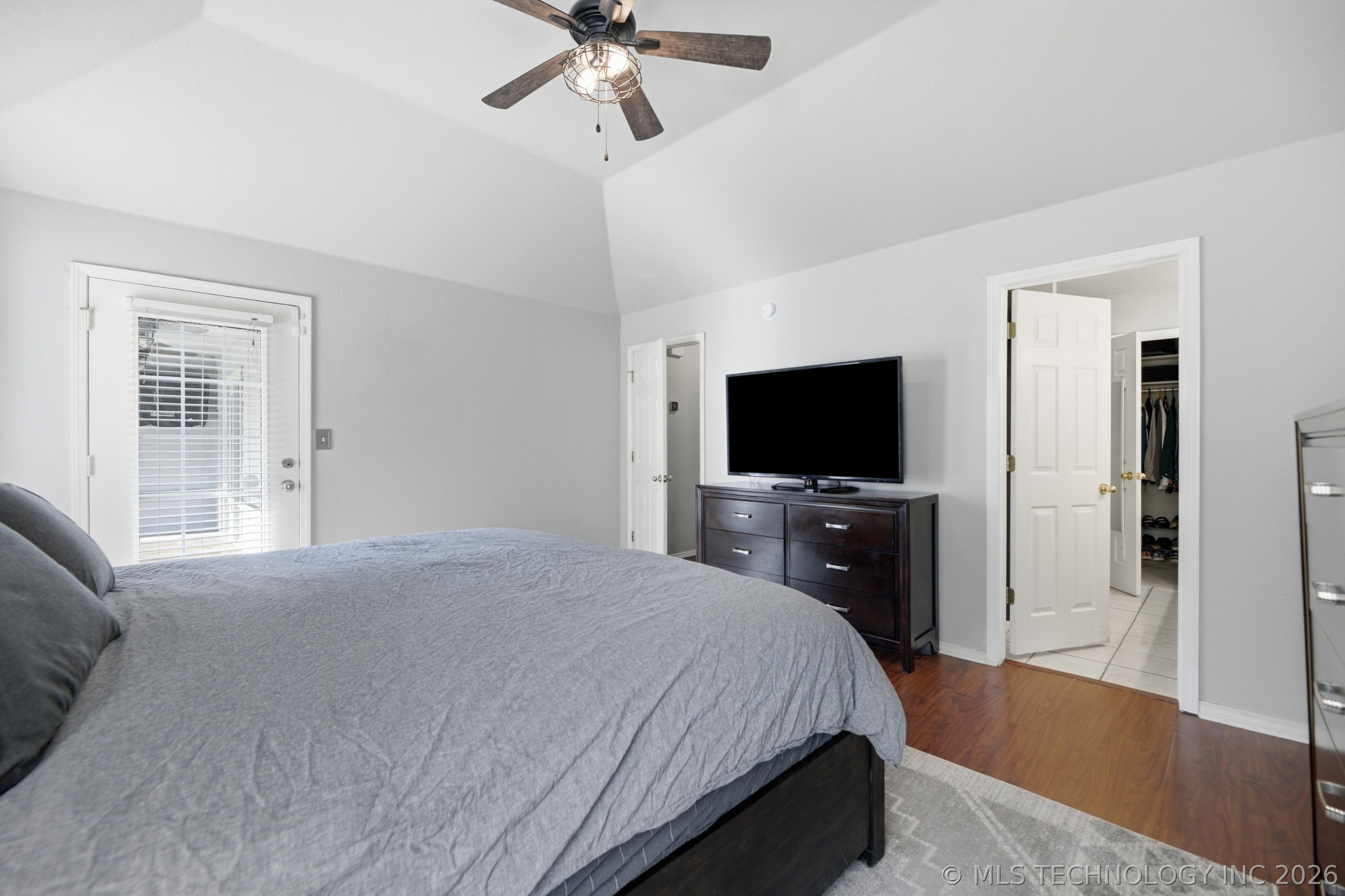 5703 S Quincy Place Property Photo 14