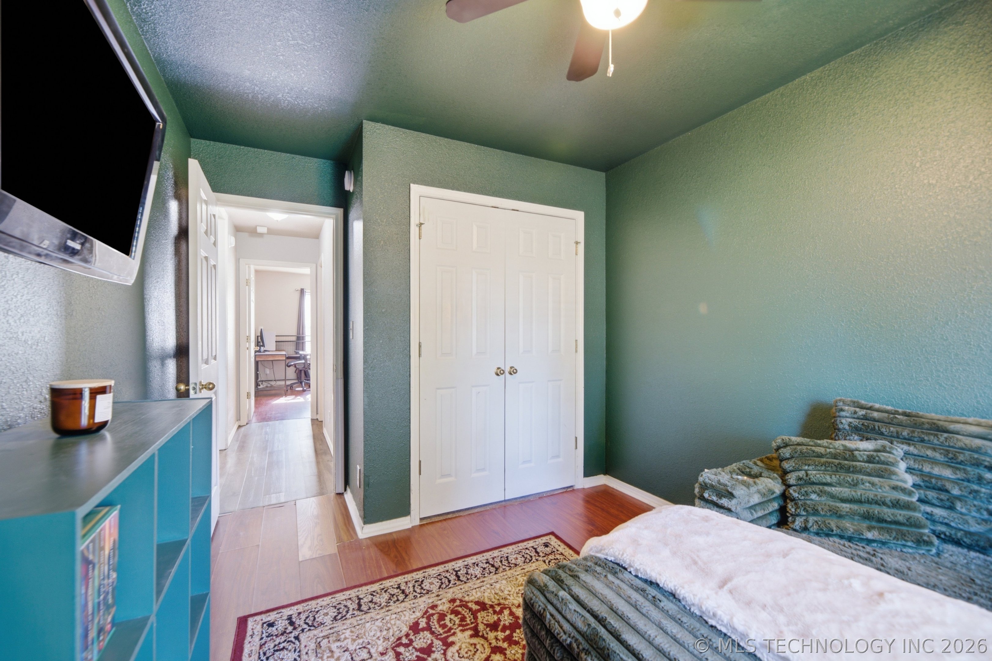 5703 S Quincy Place Property Photo 18