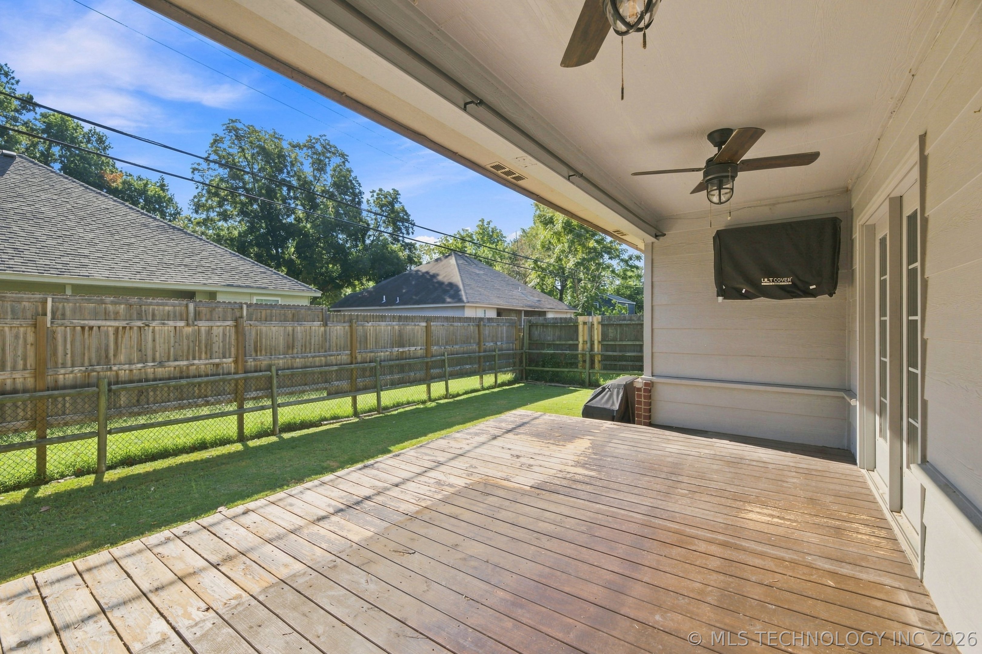 5703 S Quincy Place Property Photo 24
