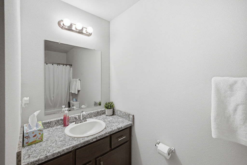 10912 N 100th East Avenue Property Photo 12