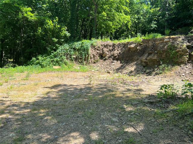 18981 Valley View Lane Property Photo 5
