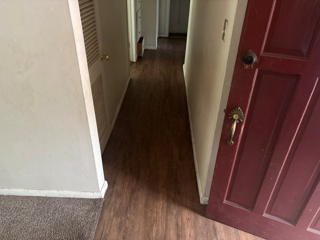 350 S West Street Property Photo 7