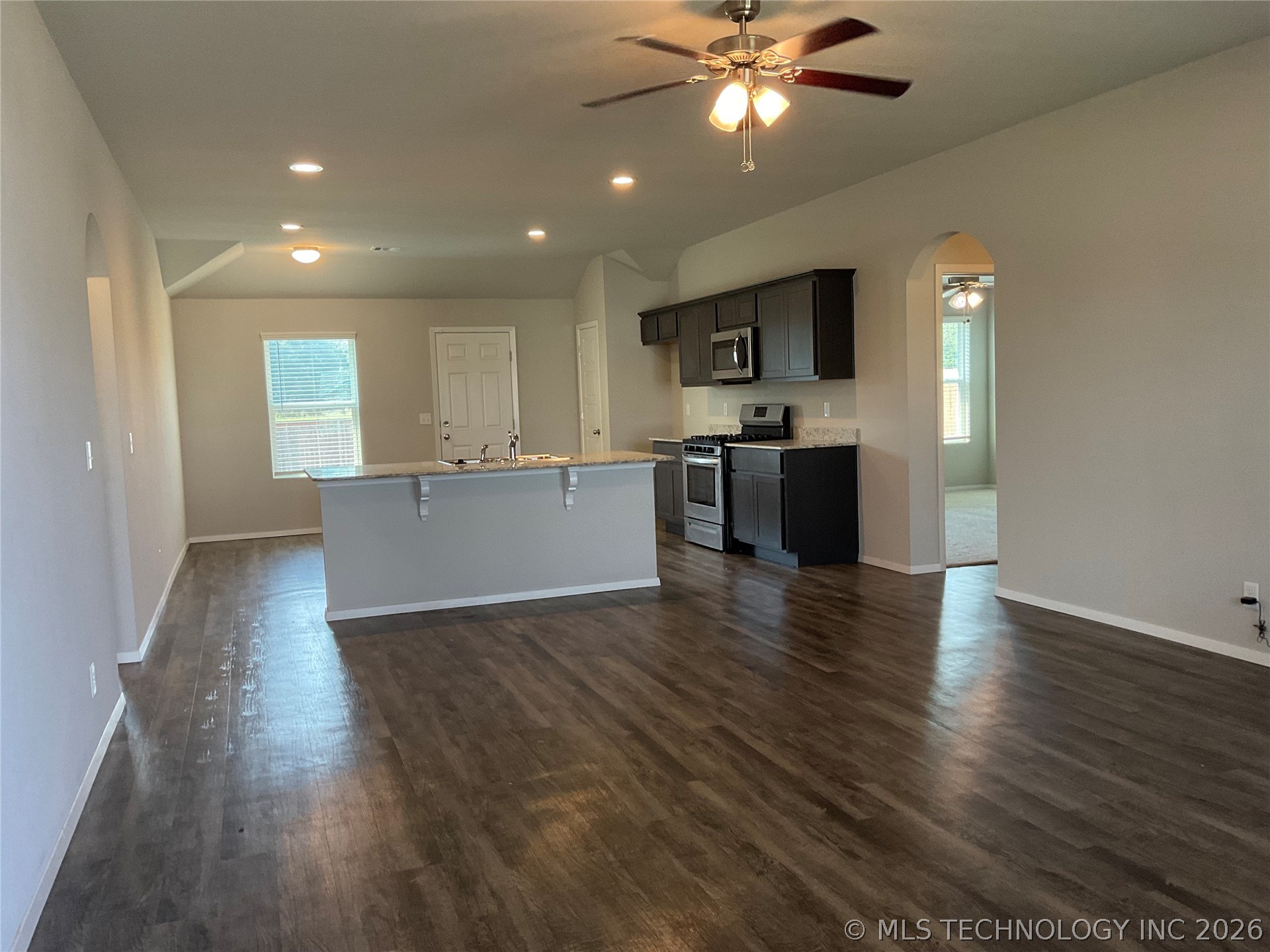 7514 E 160th Place S Property Photo 2